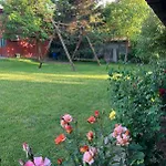 Fahaz Ośrodek wypoczynkowy *